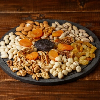 nuts-set-table_140725-9937
